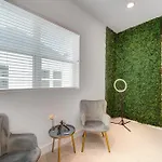 Rodeo Ready Luxury Stay In Central Htx !
